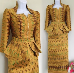 Khmer Traditional Outfit / Cambodian Clothes - 2 Pieces, Khmer Shirt & Skirt - Picture 1 of 10