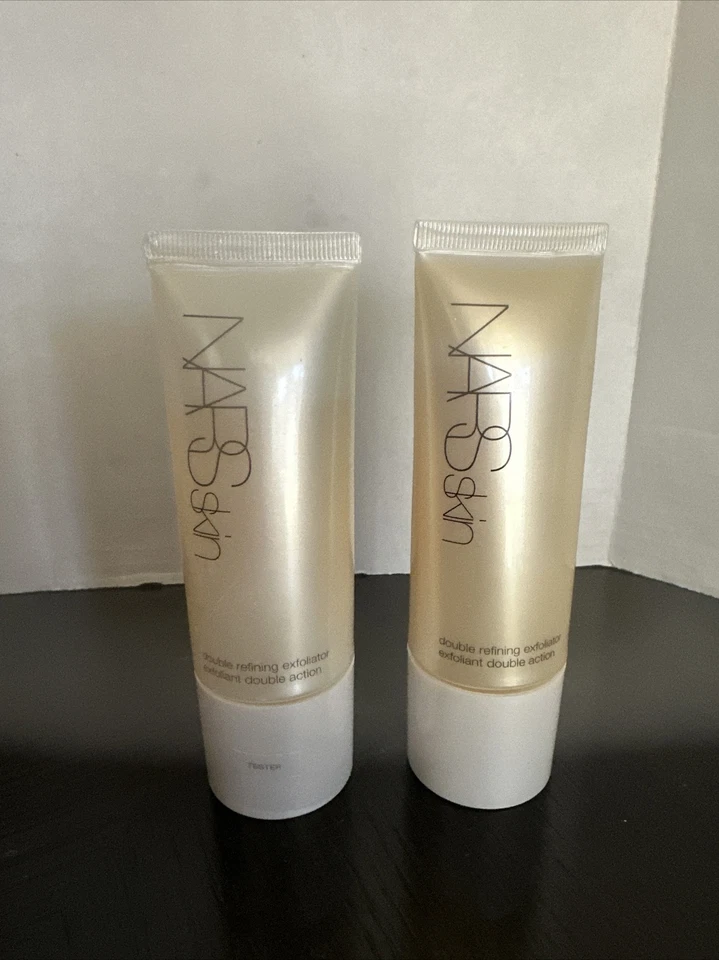 2 EXFOLIANTE DOBLE REFINADOR NARS SKIN 2,4 OZ Foto 1 de 3