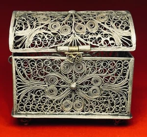 Antique Continental European Silver Filigree Miniature Casket Chest Box - Picture 1 of 12