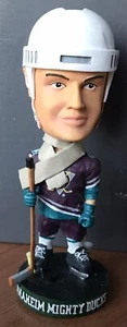 Anaheim Mighty Ducks Bobblehead Player W/Towel & Cup 2003-2006? SGA NO BOX L29 - Picture 1 of 5
