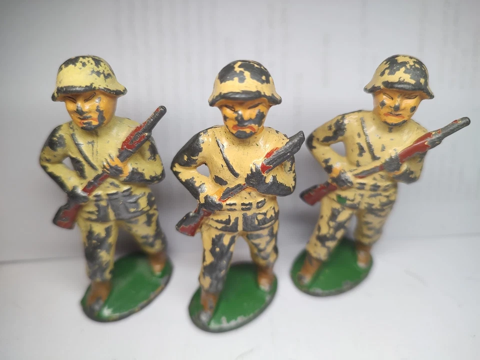 3 soldados de juguete chinos/mongoles Barclay Foto 1 de 3