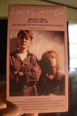 Life Is Sweet (VHS, 1993) Alison Steadman, Jim Broadbent BRAND NEW - Image 1 of 4