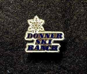 DONNER SKI RANCH Vintage Ski Pin Badge CALIFORNIA Skiing Souvenir Travel Lapel - Picture 1 of 3
