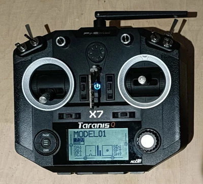 FrSky Taranis QX7 ACCESS mit 6 Empfängern und Crossfire Mod - Bild 1 von 4