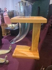 Glass Drinking Horn With Stand Viking Beer Drinking Glass Bar Prop Pub - Picture 1 of 2