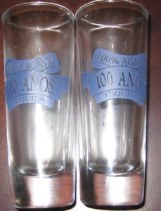 BRAND NEW TWO 100 Anos 100% Agave Tequila Tall Shooter Shot Glasses-GREAT GIFT - Picture 1 of 4