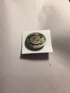 Vtg. U.S. Army Enlisted Branch Insignia Quartermaster Corps (1 pc) (silver tone) - Picture 1 of 4