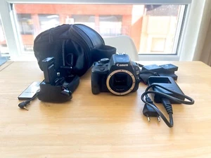 Canon EOS 100D Body + battery grip ( with shutter release) 4 batteries + Bag - Imagen 1 de 5