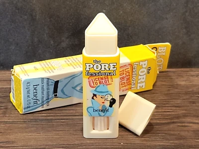 Benefit Cosmetics The POREfessional License To Blot Instant Oil Blotting Stick - Image 1 of 2