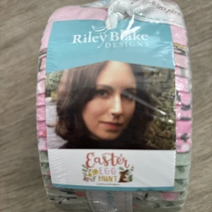Riley Blake Easter Egg Hunt Jelly Roll Strips -100% Baumwolle - Bild 1 von 8