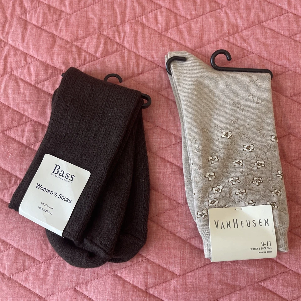 Juego de 2 calcetines Bass & VanHeusen para mujer nuevos con etiquetas talla 9-11 beige marrón Foto 1 de 3