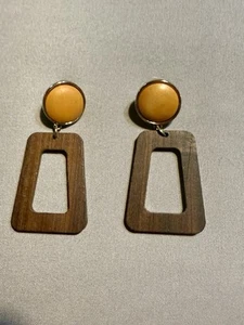 Handgefertigte geometrische Creolen aus Holz - Bild 1 von 1