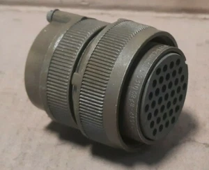ITT CANNON #MS3106R28-21S(C) CIRCULAR CONNECTOR PLUG (SIZE: 28-21) F100B - Picture 1 of 5
