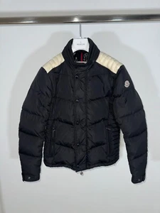 Moncler Jacket Austin Size 3 (M/L) Black - Picture 1 of 13