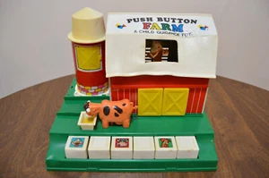Vintage Push Button Farm A Child Guidance Toy Barn Animals - Picture 1 of 8
