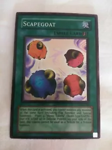 Yugioh Chivo expiatorio SDJ-041 súper raro en COMO NUEVO - Imagen 1 de 2