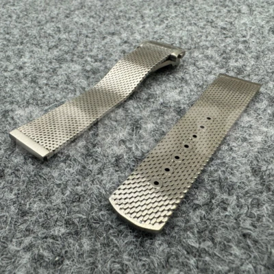 Correa de reloj pulsera de titanio de 20 mm para Seamaster 007 sin tiempo para morir Foto 1 de 4