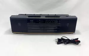 (RENOVADO) Toshiba RT-8038 Boombox Ghettoblaster Doble Reproductor de Casetes/Grabación - Imagen 1 de 8