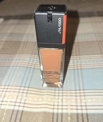 Base elevadora radiante Shiseido Synchro Skin en palo de rosa 520 nueva en caja Foto 1 de 4