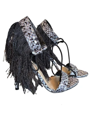 Corbata al tobillo Liliana gris y negra con flecos negros Foto 1 de 4