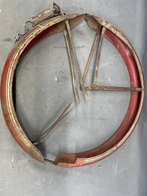 Bicicleta de vacaciones Monark Super Deluxe guardabarros delanteros traseros barra de neumáticos de globo de preguerra Foto 1 de 4