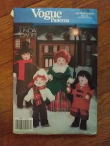 Vogue Linda Carr Sewing pattern 7878 Christmas Carollers Dolls from 8"-12" uncut - Picture 1 of 3