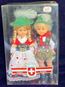 Heidi & Peter Schweizer Puppen im Trachtenkleid handgefertigt Schneider Schweiz - Bild 1 von 11