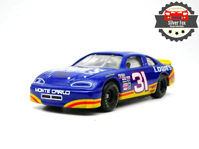 MODELO DE COCHE DE COLECCIONISTA A ESCALA 1:64 CHEVY MONTE CARLO NASCAR RACING LOWE'S #31 Foto 1 de 4