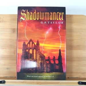 SHADOWMANCER: What Can Stand Against an Ancient Evil by G. P. Taylor (2004) HC - Bild 1 von 12