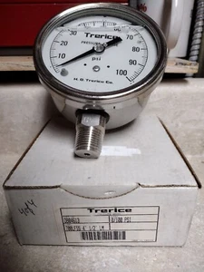 Trerice gauge, model# 700LFSS4004LA110 4" Dial, 1/2" Lower Mount, 0-100 PSI - Picture 1 of 1