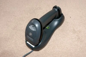 Original Motorola barcode scanner USB LI4278 with a Craddle - Picture 1 of 3