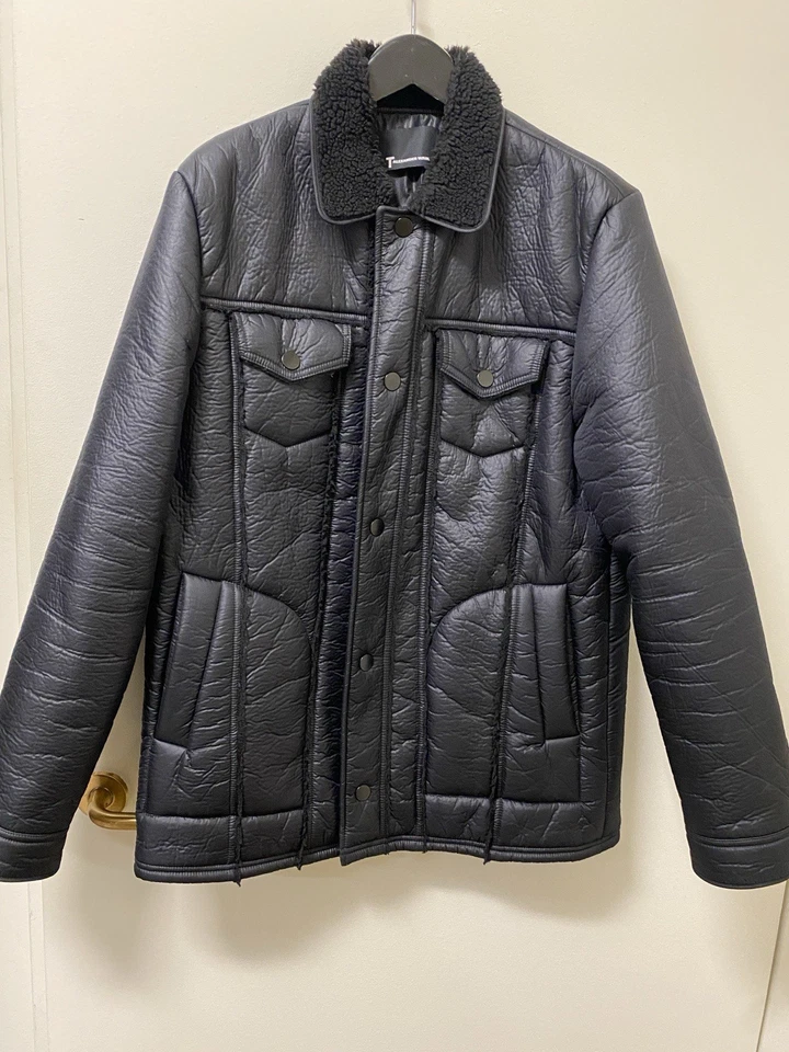 Chaqueta T By Alexander Wang para hombre mediana Foto 1 de 4