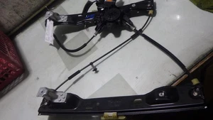 13 FORD FOCUS RIGHT FRONT Window Regulator - Picture 1 of 15