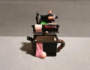 Kleine aufklappbare Porzellan Nähmaschine Tisch Weihnachten Schmuckschatulle 3,25" - Bild 1 von 9