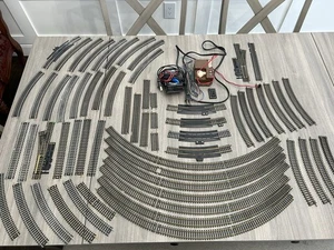 Lote grande Atlas de latón vintage escala HO con 2 transformadores - Imagen 1 de 7