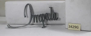 1960'S-70'S CHEVY IMPALA EXTERIOR EMBLEMS/SCRIPT (FRONT PASSENGER FENDER) - Foto 1 di 16