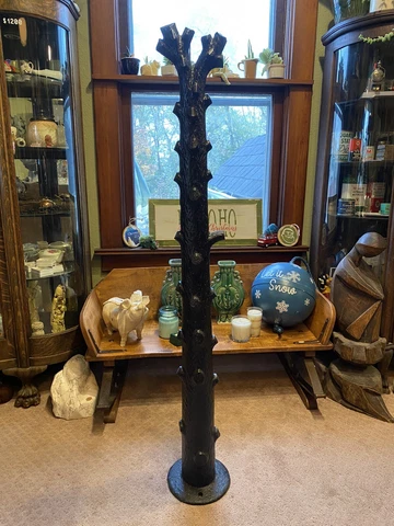 Vintage Cast Iron Tree Hitching Post Cover