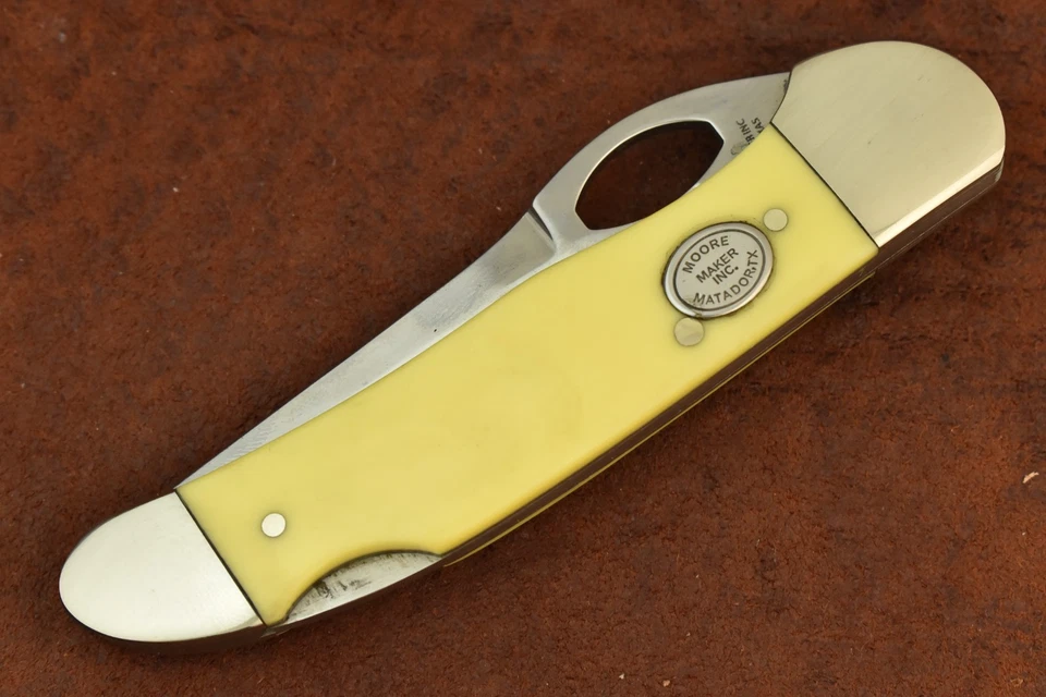 MOORE MAKER MATADOR TEXAS MADE IN USA YELLOW DELRIN HAWKEYE LOCKBACK KNIFE 28233 - Image 1 of 4