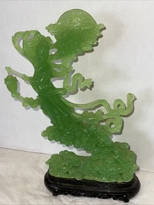 Vintage Beautiful Faux Jade Plastic Oriental Lady  Bunny House Clouds Hong Kong - Picture 1 of 9