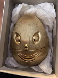 NEU NAPIER HUMPTY DUMPTY BANK RHODINIERT strukturiert goldfarben mit OVP - Bild 1 von 3