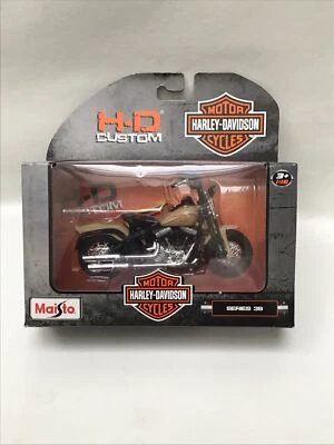 Harley Davidson Maisto H-D Custom 1:18 2008 FLSTSB Cross Bones Series 38  Foto 1 de 4