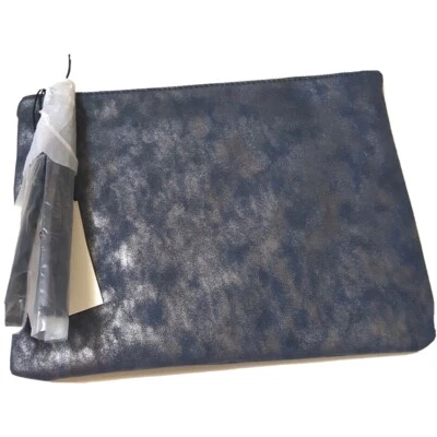 Nuevo con etiquetas Cartera sin asas JustFab azul pizarra y plata imitación cuero borla  Foto 1 de 4