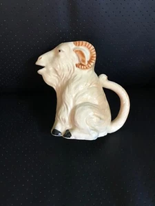 Bonita jarra antigua vintage Ram Cream - Ex - Imagen 1 de 4