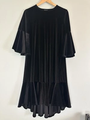 LuLaRoe Black Velvet Ruffle Bell Sleeve Swing Dress Small Witchy Whimsigoth Boho Foto 1 de 4