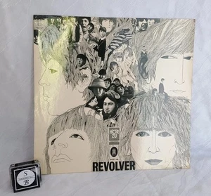 A25/95-27 The Beatles Revolver Hörzu - Picture 1 of 3