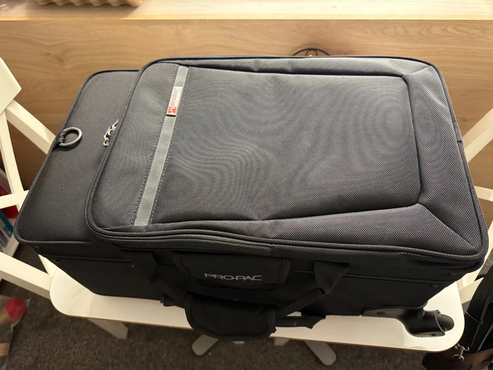 Protec PB-301VAX Double Trolley Case - Image 1 of 4