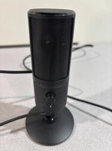 Razer Seiren X Black USB Streaming Microphone built-in Shock Mount - Afbeelding 1 van 3