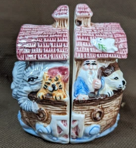 Vintage Noahs Ark Salt & Pepper Shakers 2 Sides Form Whole Boat Noah's Vigor - Bild 1 von 16