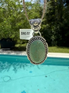 Colgante artesanal nativo americano turquesa plata esterlina firmado trasero cerrado nuevo de stock - Imagen 1 de 11
