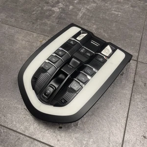 OEM 2015 - 2024 Porsche Macan Roof Overhead Console Dome Light Lamp Switch - Picture 1 of 11